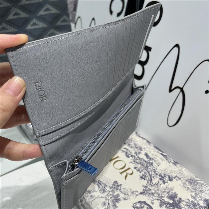 2025228Y190P22834768