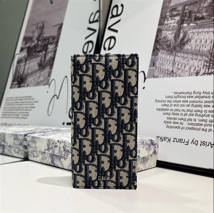 2025228Y190P22834814