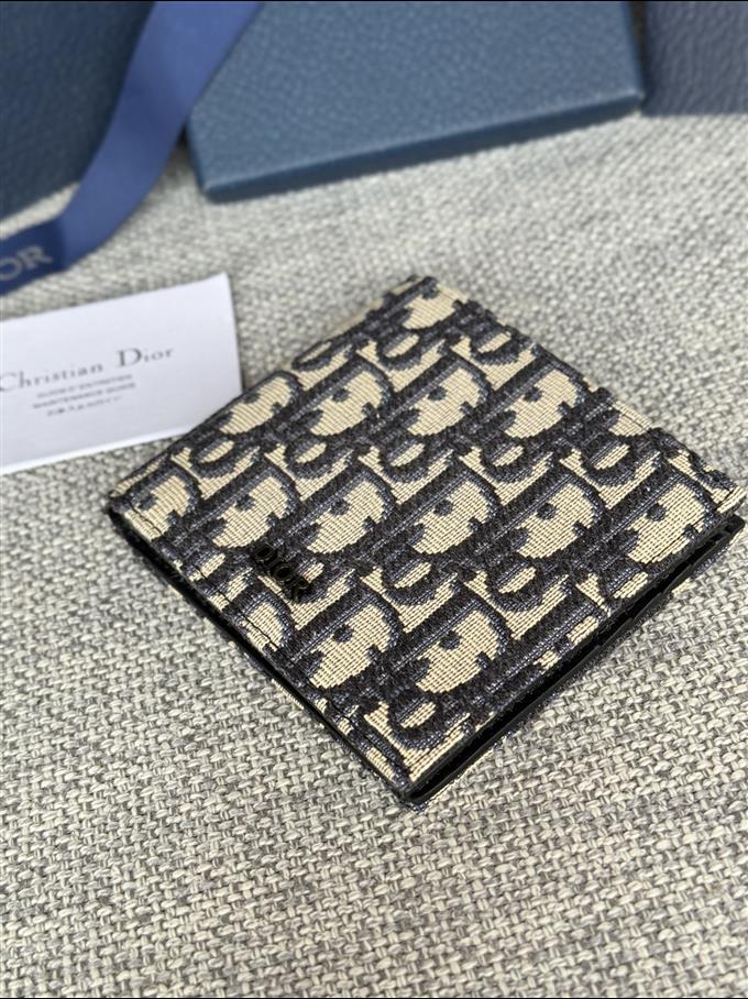 2025228Y200P181949105