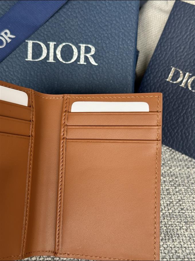 2025228Y200P203541135