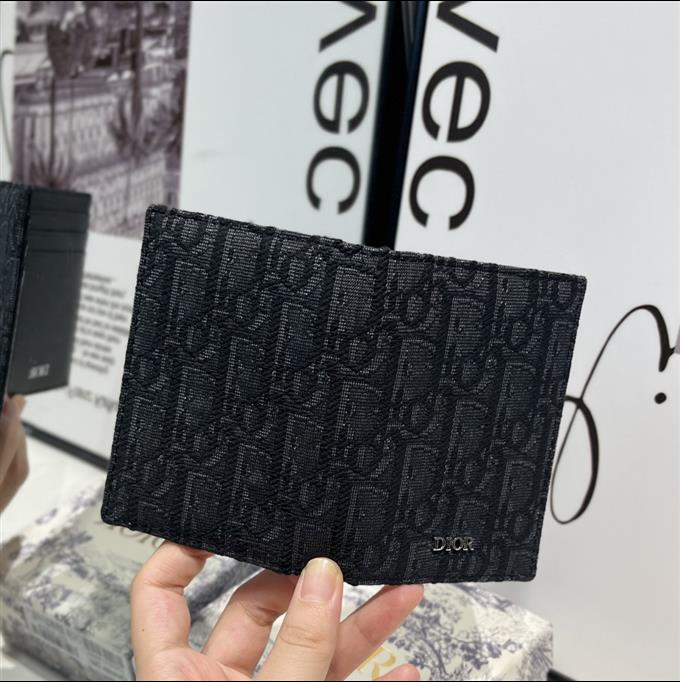 2025228Y200P203556462