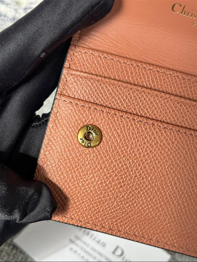 2025228Y200P20372222