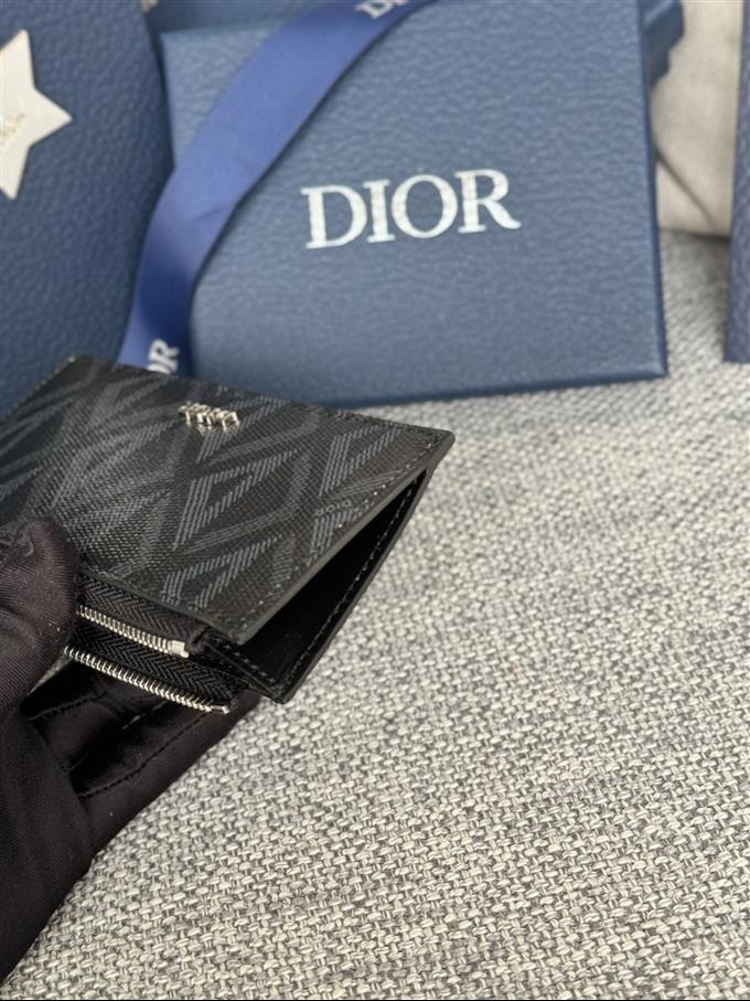 2025228Y200P20373403