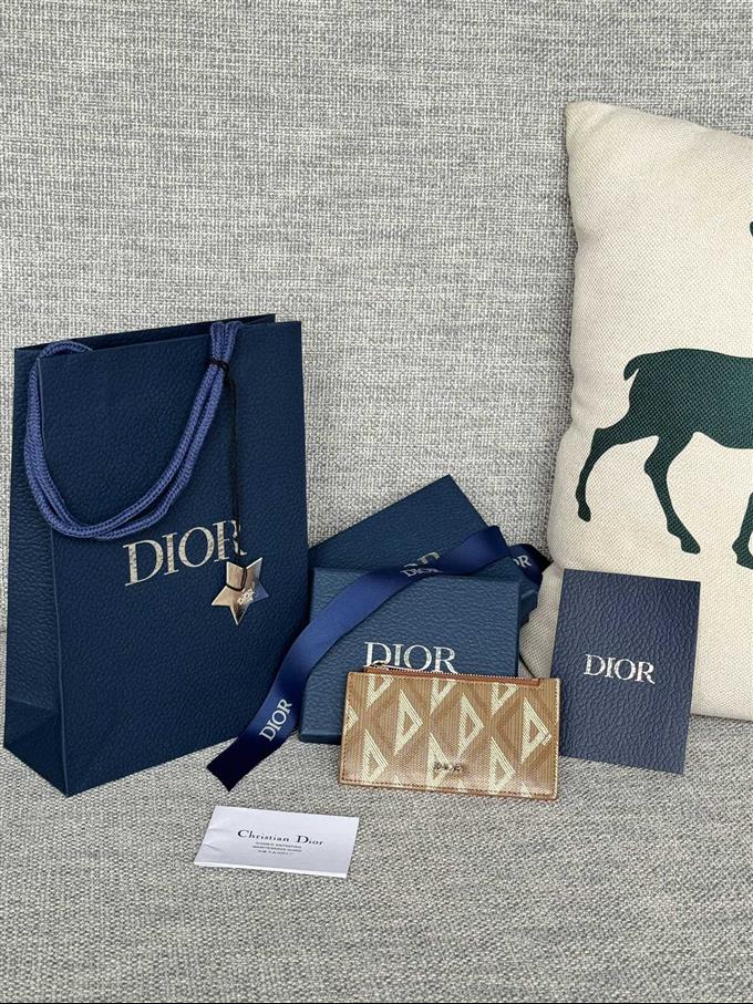 2025228Y200P20373419