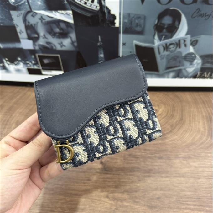 2025228Y200P21233251