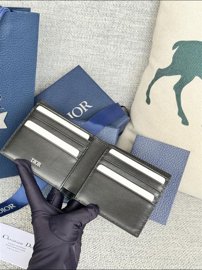 2025228Y210P18204637