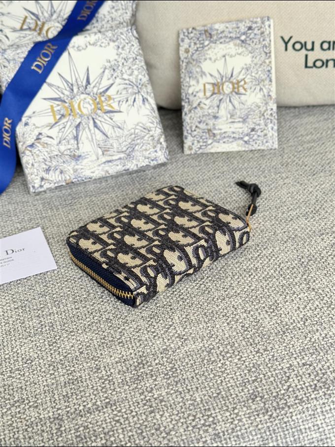 2025228Y220P182117829