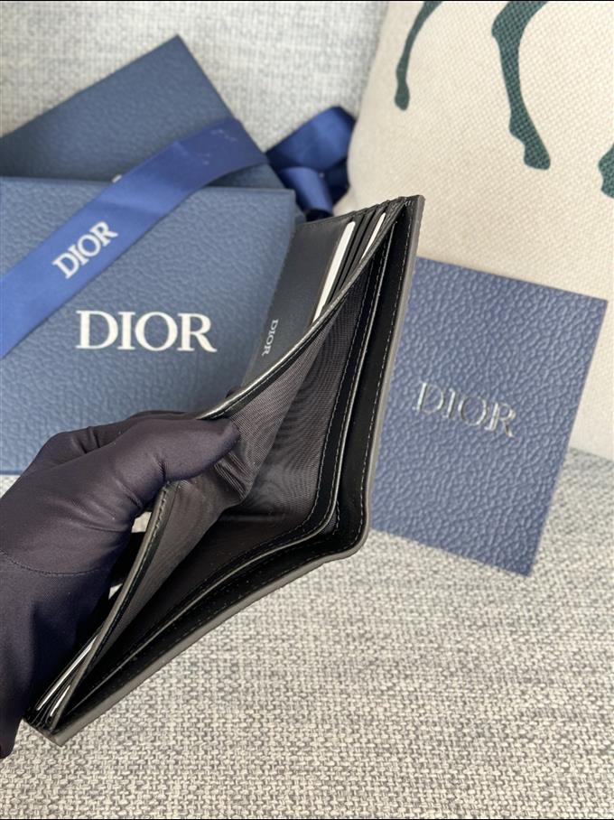 2025228Y220P18212576