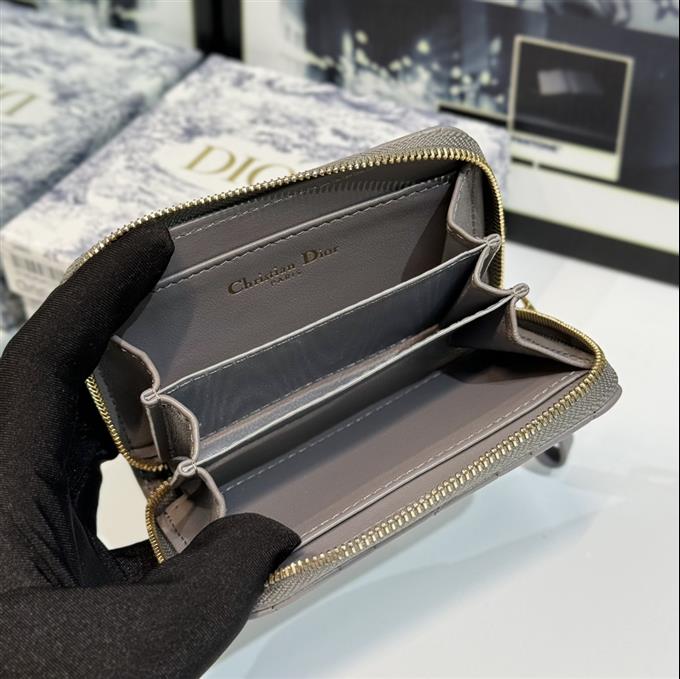 2025228Y220P203556637