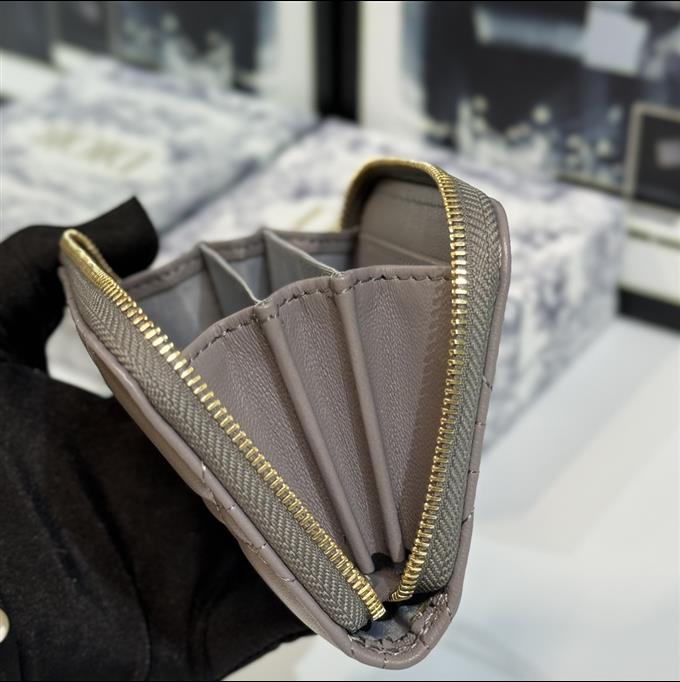 2025228Y220P203556669