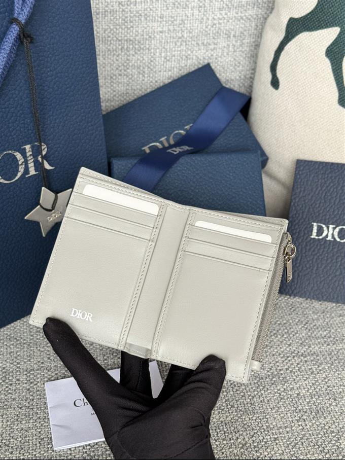 2025228Y230P182125200