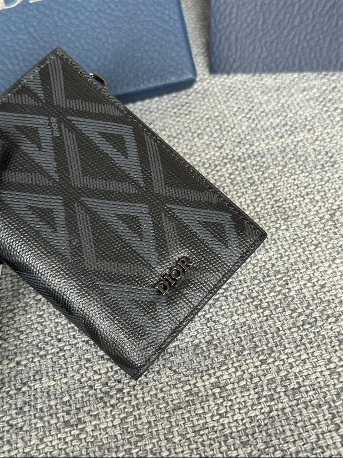 2025228Y230P182125310