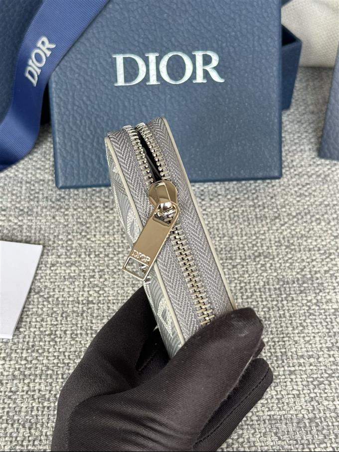 2025228Y230P182126172