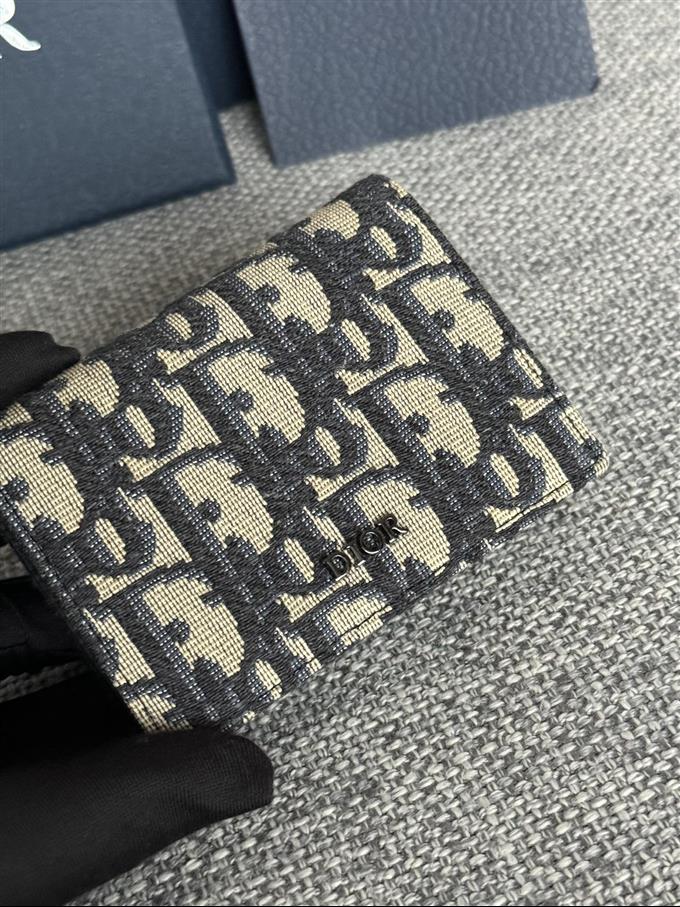 2025228Y230P203641445