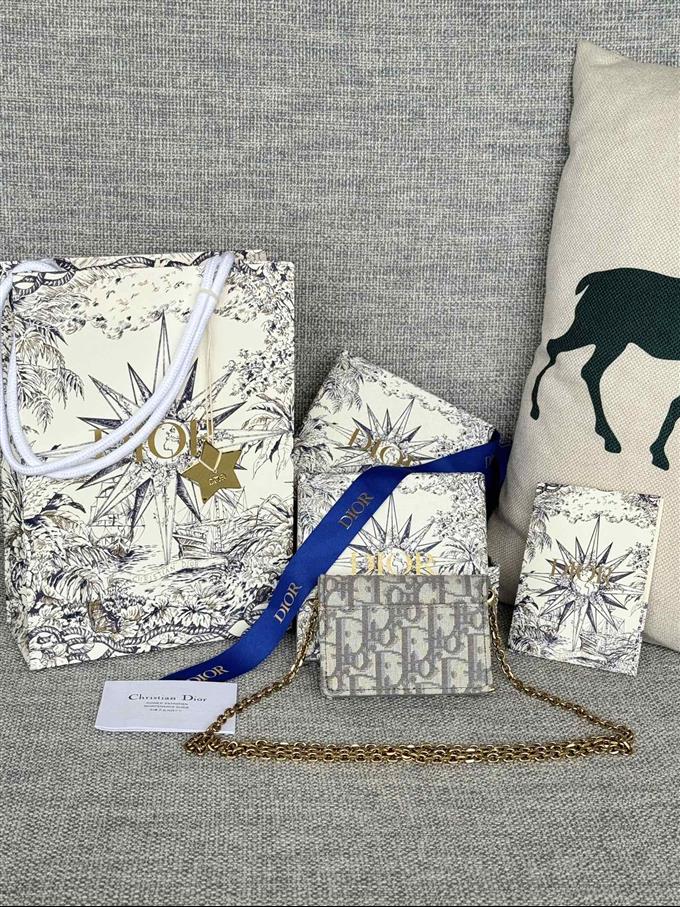 2025228Y230P20375115