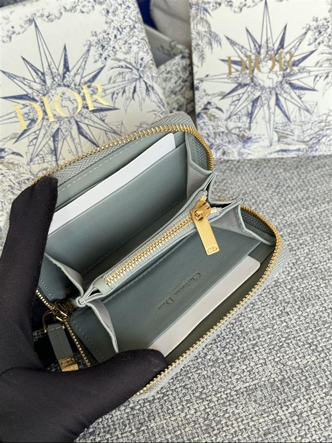 2025228Y230P204615311