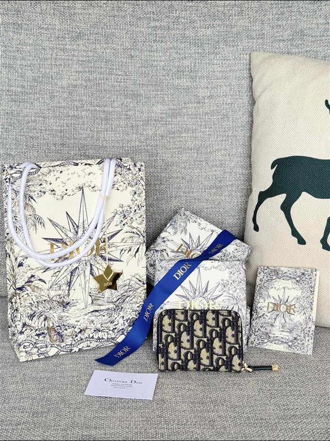 2025228Y230P204615514