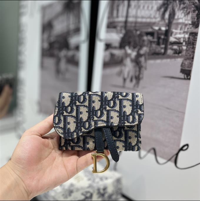 2025228Y230P21233407