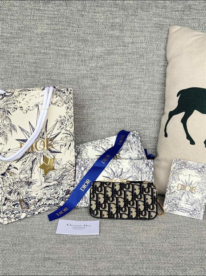 2025228Y240P182126955