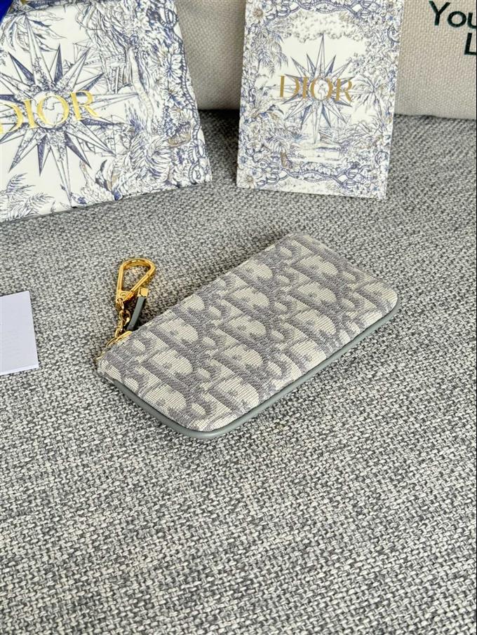 2025228Y240P182127127