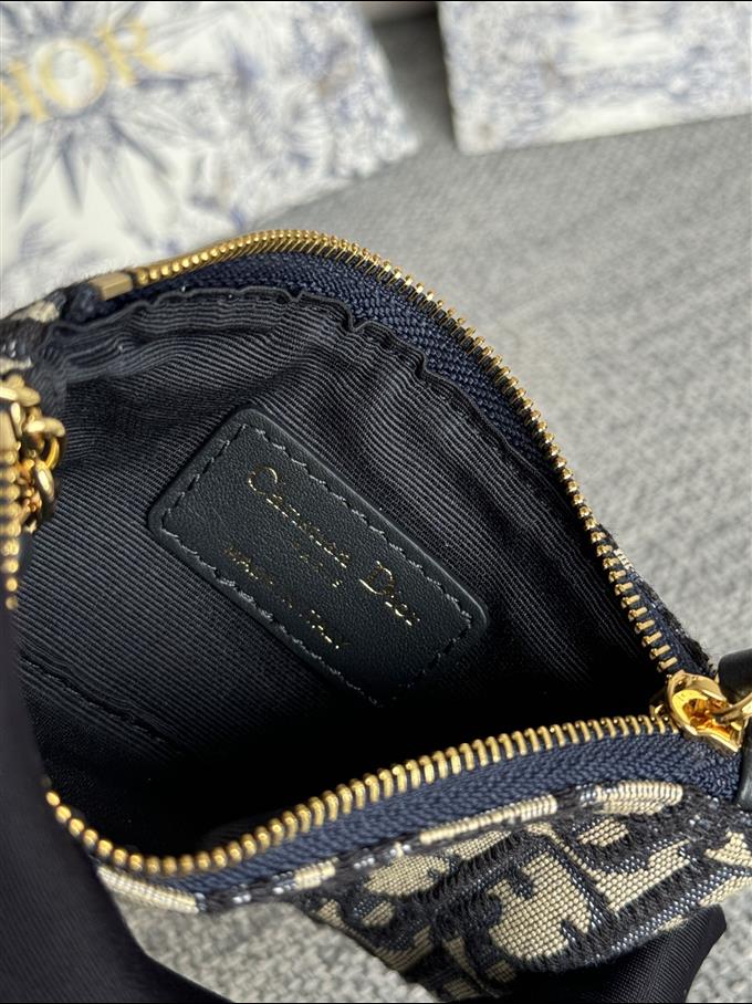 2025228Y240P18212749