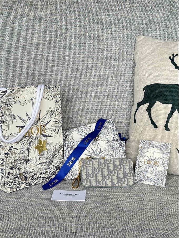 2025228Y240P18212781