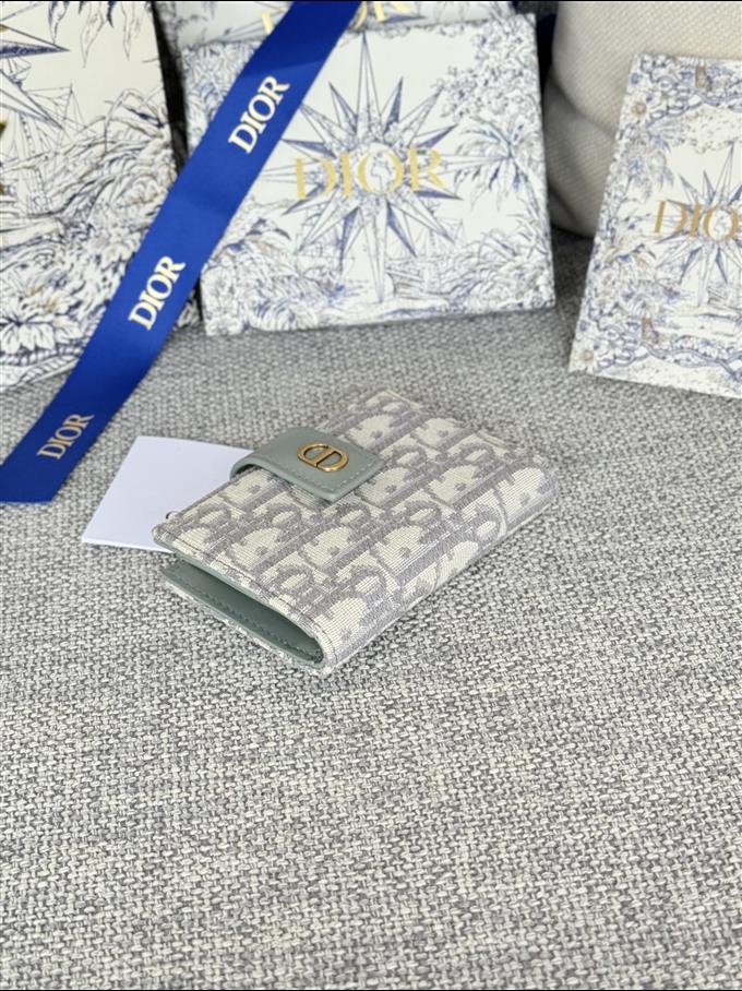 2025228Y240P203542952