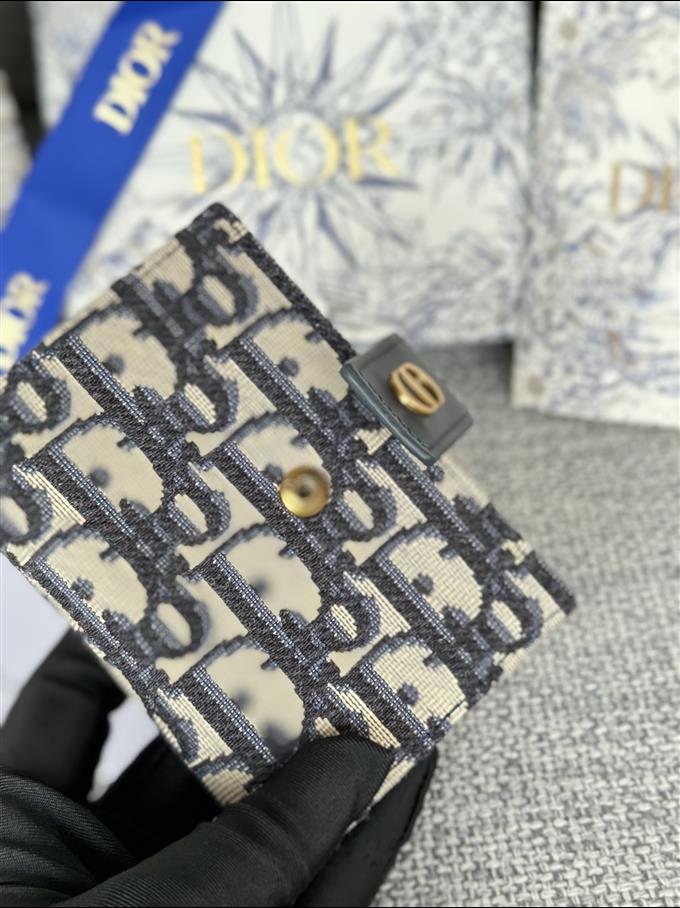 2025228Y240P203543172