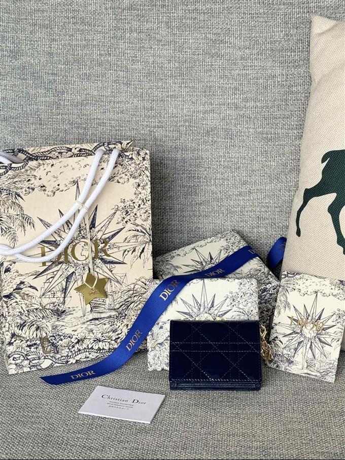 2025228Y240P20354445