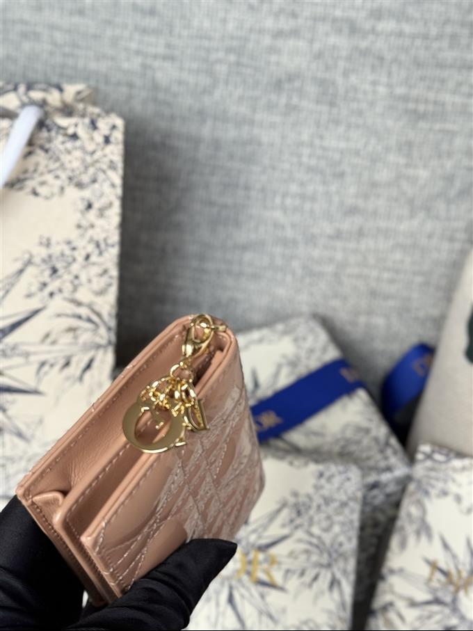 2025228Y240P203544671