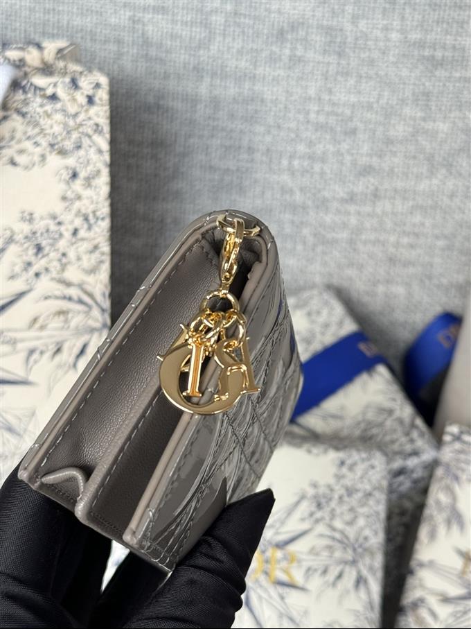 2025228Y240P203544812