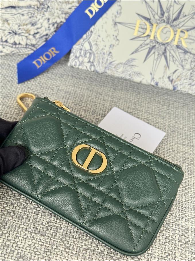 2025228Y250P182127298