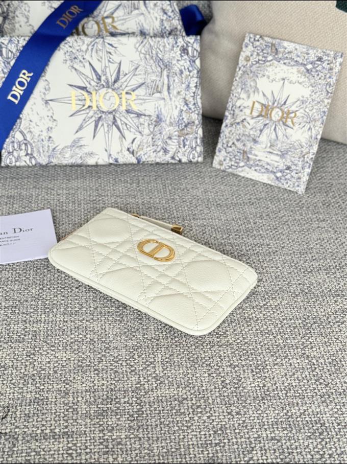 2025228Y250P182128538