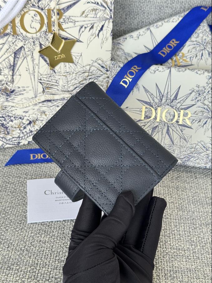 2025228Y250P203546392