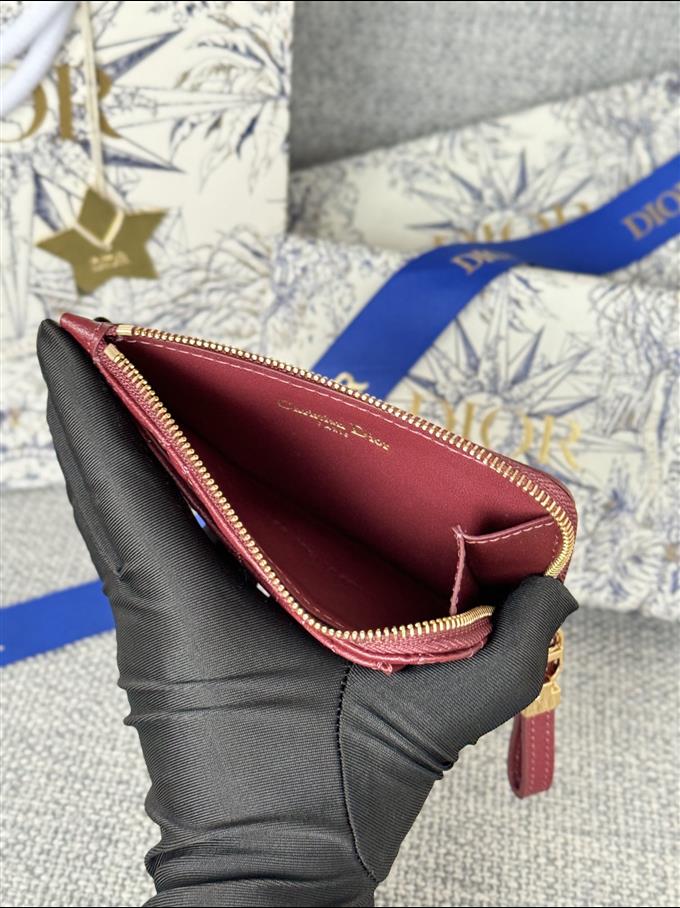 2025228Y250P20376757