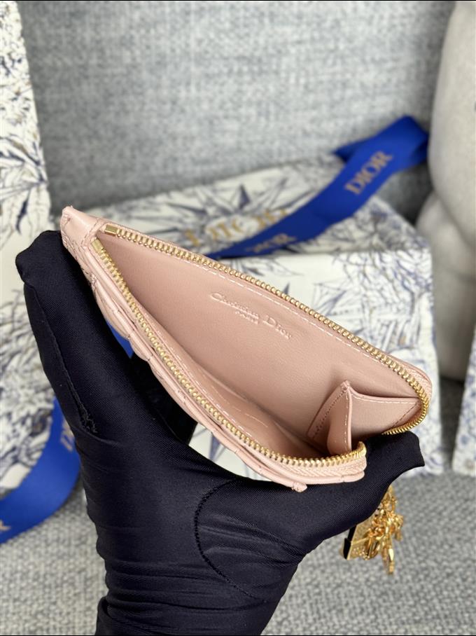 2025228Y250P20377214