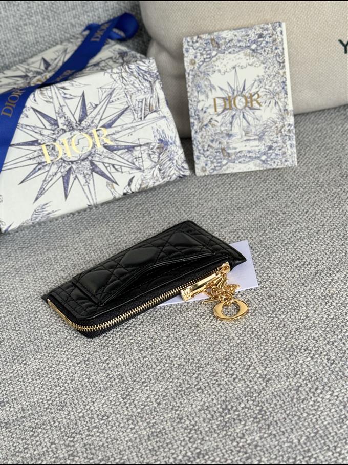 2025228Y250P20377702