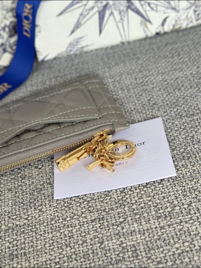 2025228Y250P20377876