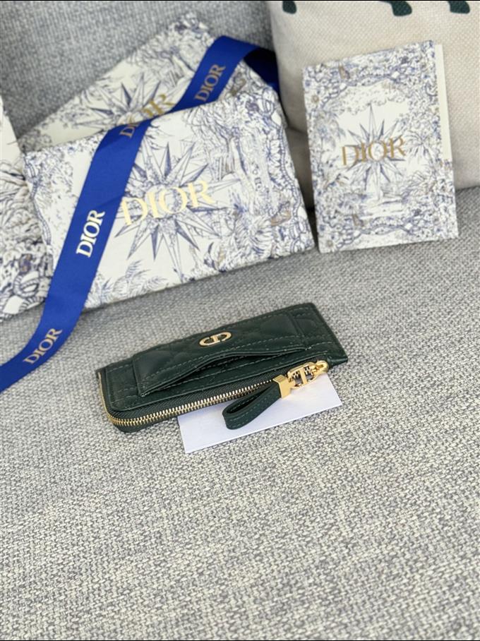 2025228Y250P20378399