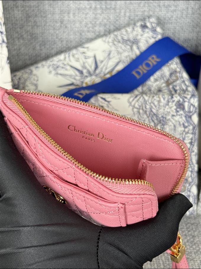 2025228Y250P20379328