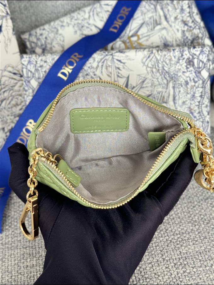 2025228Y260P182131165