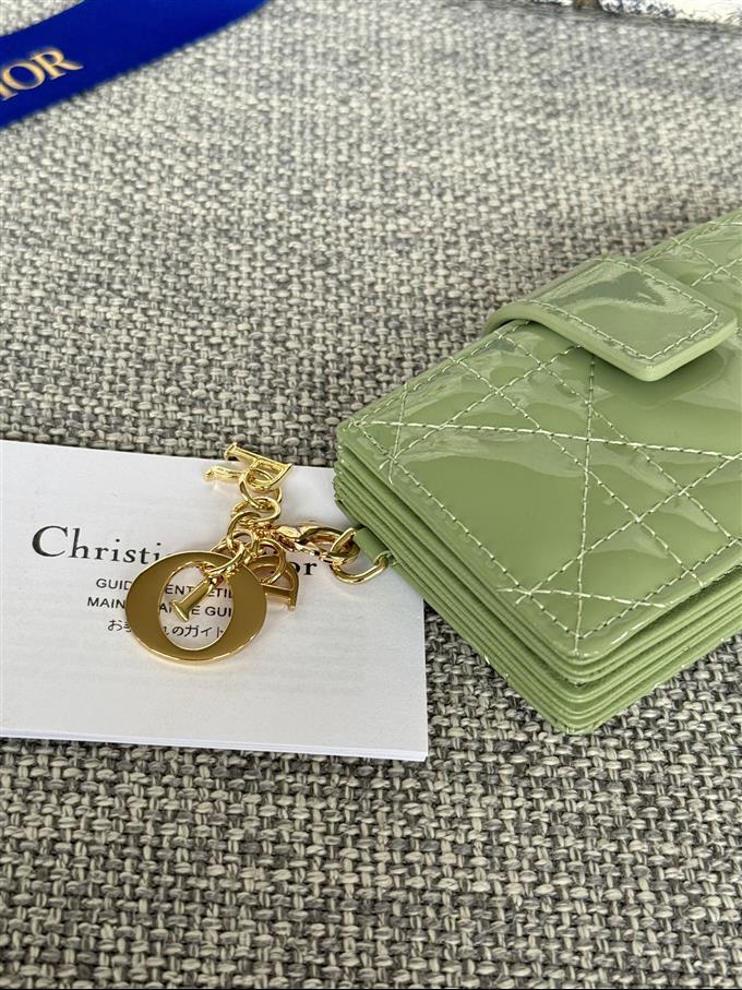 2025228Y260P203548599