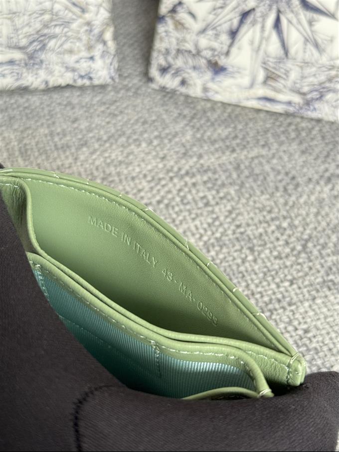 2025228Y260P203548646