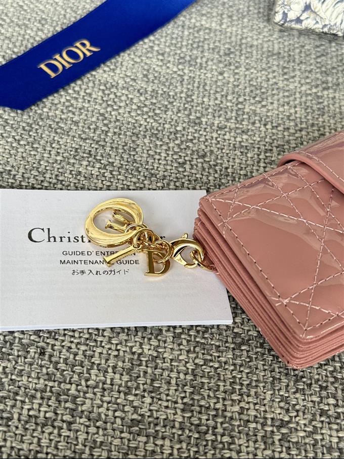 2025228Y260P203548741