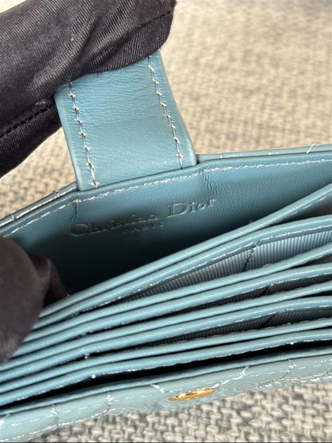 2025228Y260P203549227