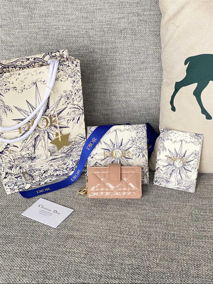 2025228Y260P203549243