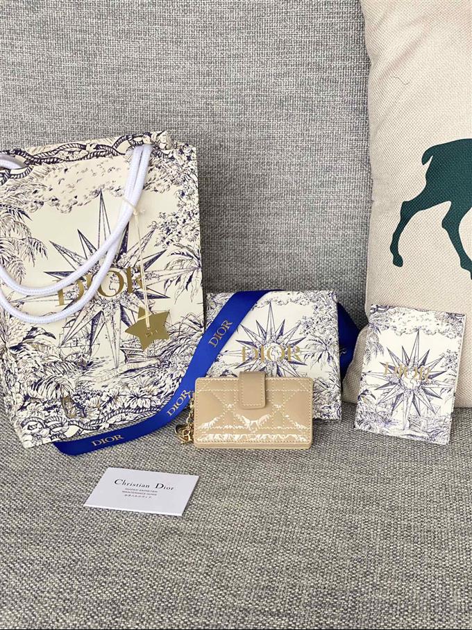 2025228Y260P203549671