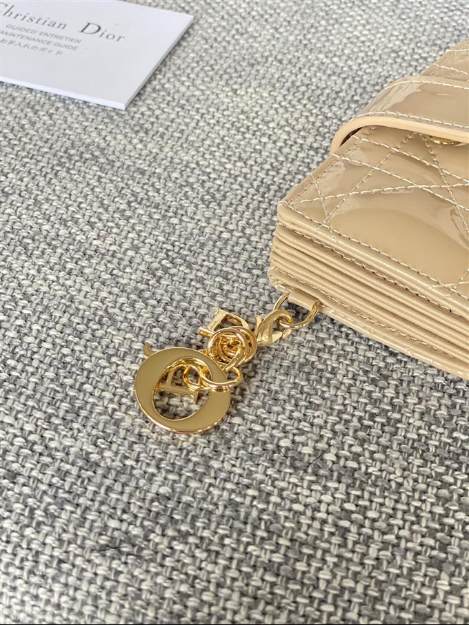 2025228Y260P203549718