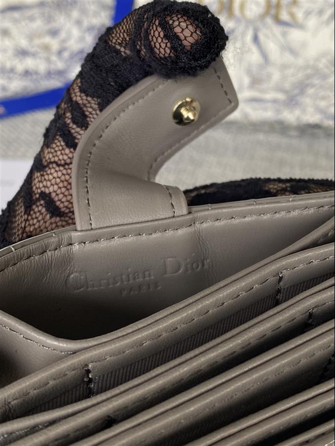 2025228Y260P20355064