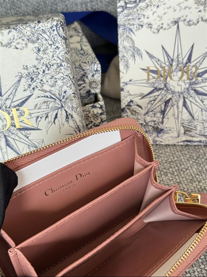 2025228Y270P18213458